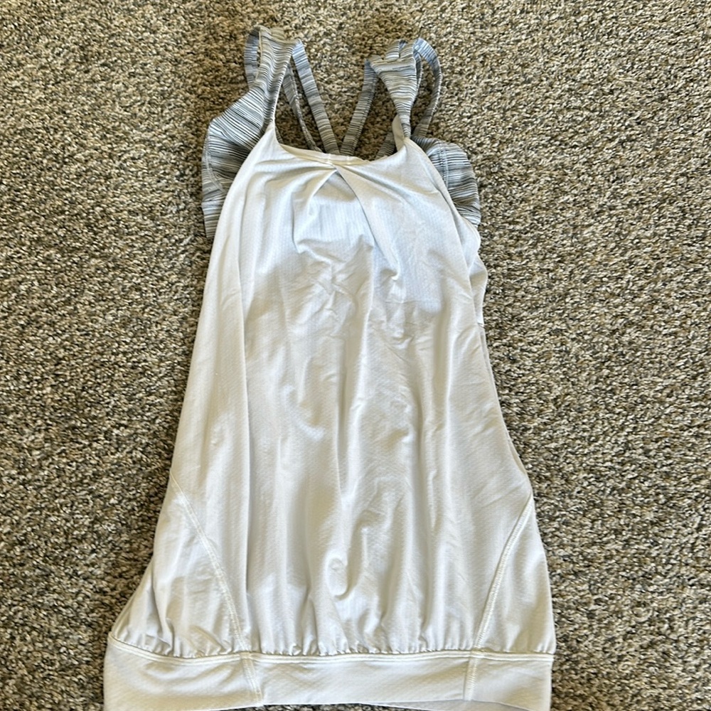 Lululemon tank top